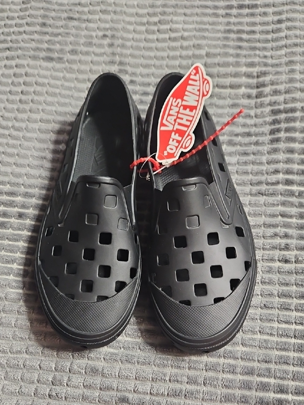 New Vans Black Slip-On Clog W6 Y4
